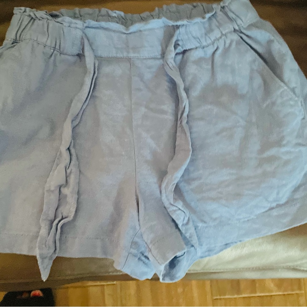 Lucky Brand women’s casual shorts .
